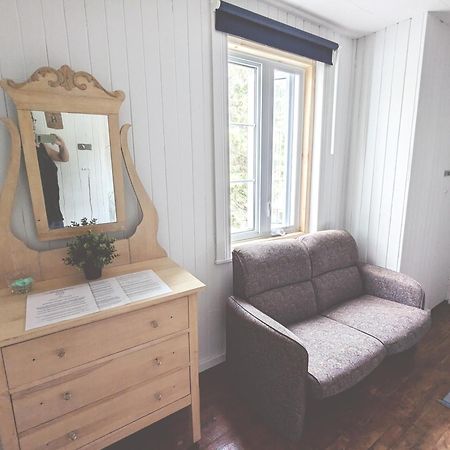Auberge De La Rive De Charlevoix - Auberge De Jeunesse Familiale Pour Voyageurs De Tous Ages Saint-Joseph-de-la-Rive Eksteriør bilde